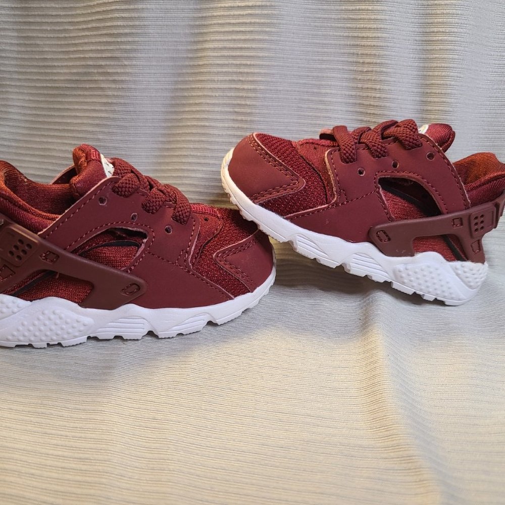 EUC Nike Infant Hurachi Run - Picture 4 of 13